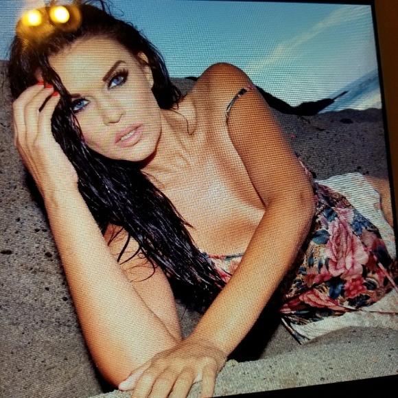 Meet your posher,,,, - Picture 6 of 8